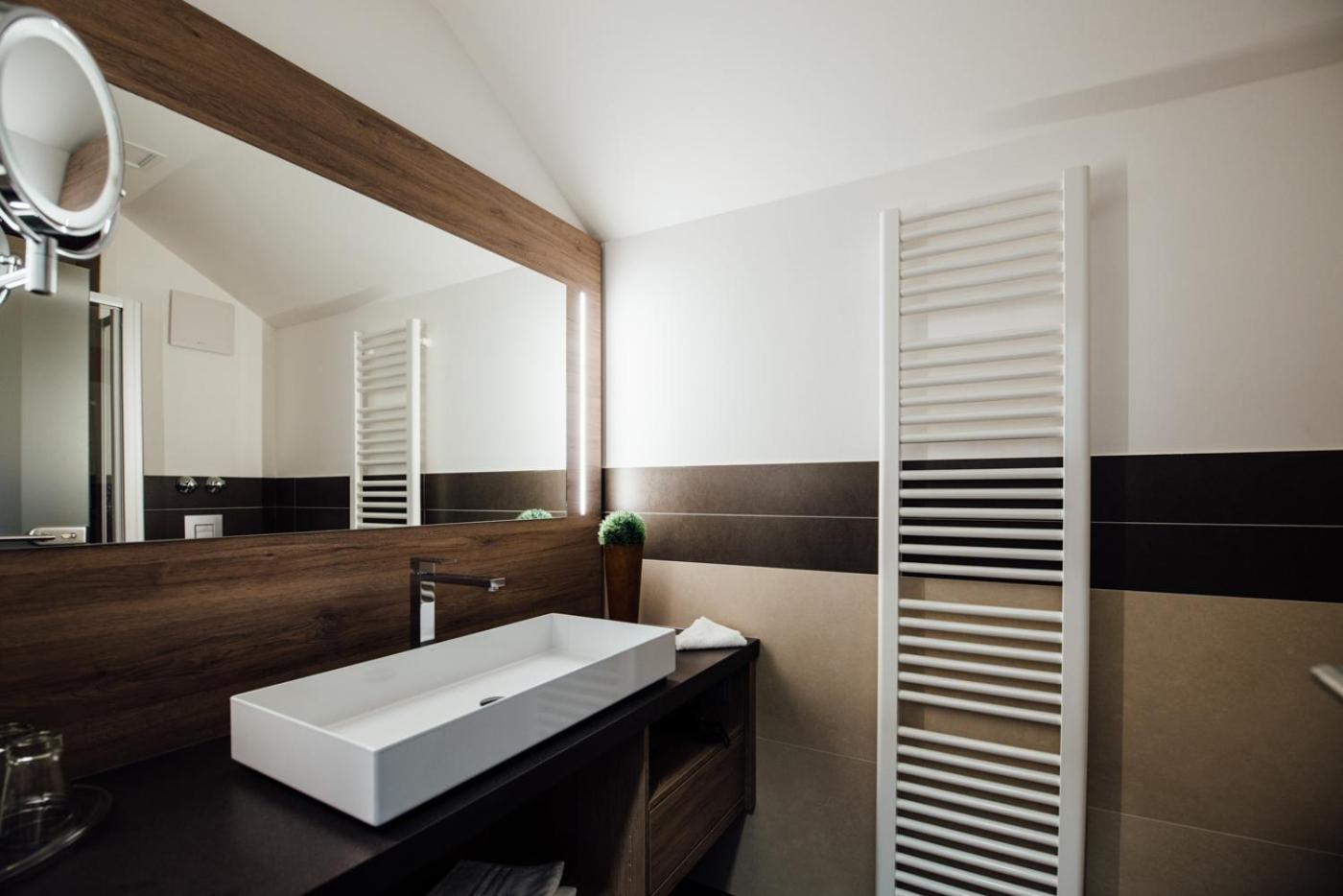 Hotel Schmachtendorf Oberhausen Kültér fotó